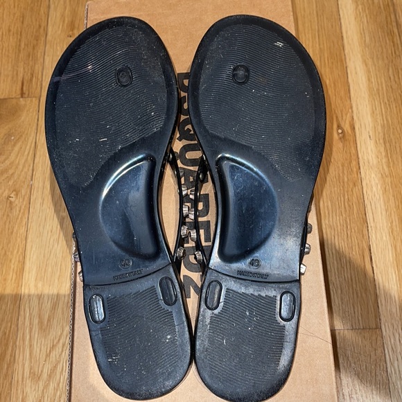 Dsquared2 flip flops - Picture 3 of 4